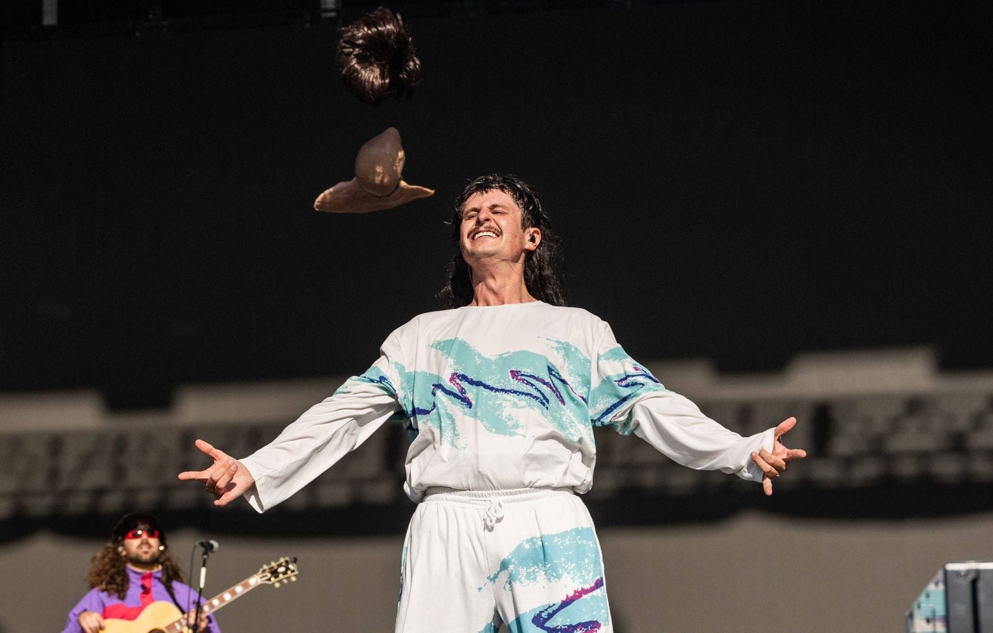 El cantante estadounidense Oliver Tree a bordo del helicóptero que se estrelló en Río El cantante estadounidense Oliver Tree a bordo del helicóptero que se estrelló en Río